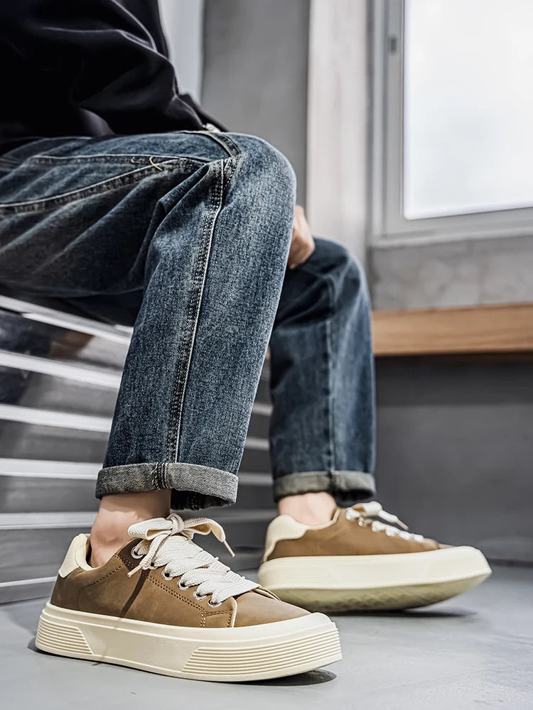 Outdoor Running Shoe Fashion Men Casual Sports Shoes Spring Autumn Comfortable Anti Slip Lace Up Platform Retro Vulcanized Shoes
